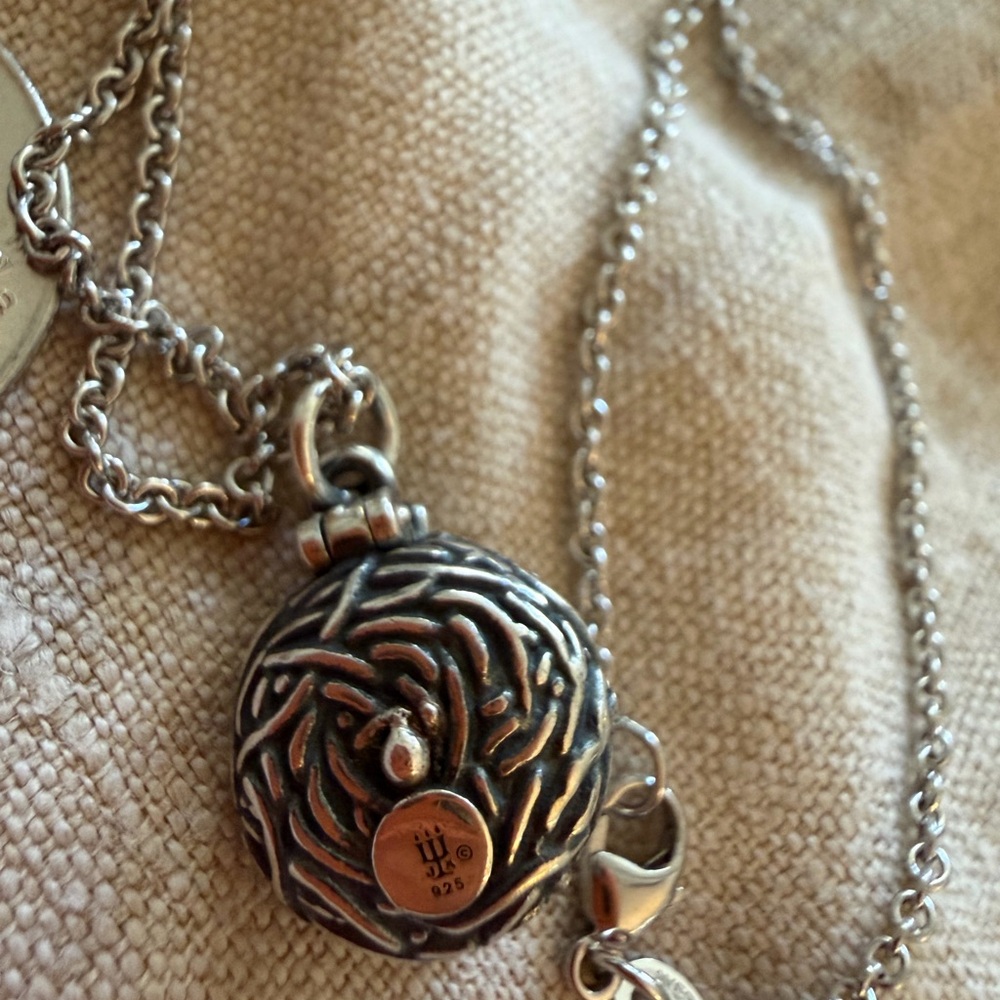 Reserved do not buy.James Avery Retired Bird in a Nest with enamel blue Egg 925 - Picture 4 of 5